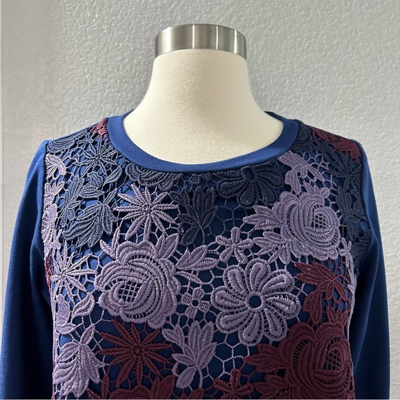 ❗️3/$20❗️LOGO Lounge by Lori Goldstein Crochet Overlay Long Sleeve Top - Picture 3 of 11